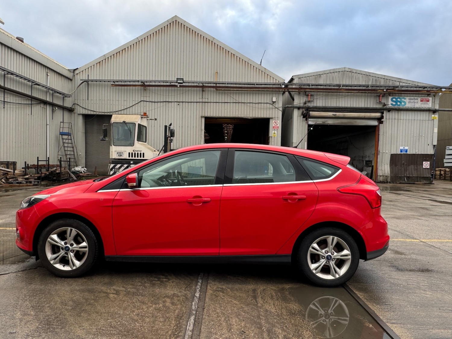 Used Ford Focus 2012 for sale - 77191272: Photo 9