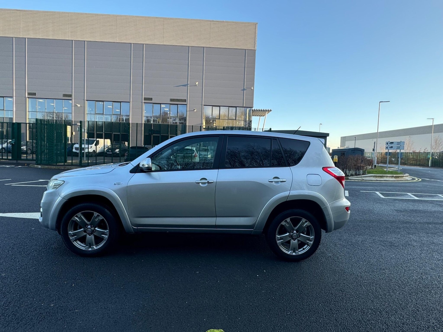 Used Toyota RAV4 2011 for sale - 78185723: Photo 10