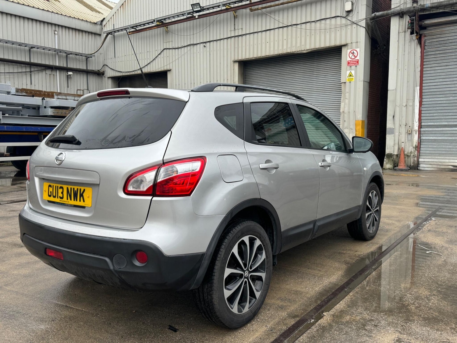 Used Nissan Qashqai 2013 for sale - 77305555: Photo 2