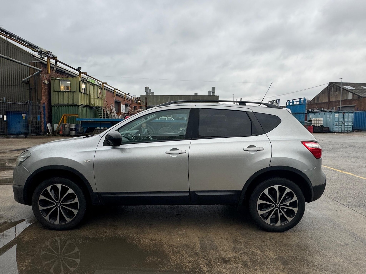 Used Nissan Qashqai 2013 for sale - 77305555: Photo 32