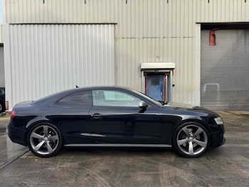 2011 (11) - 4.2 FSI Quattro 2dr S Tronic