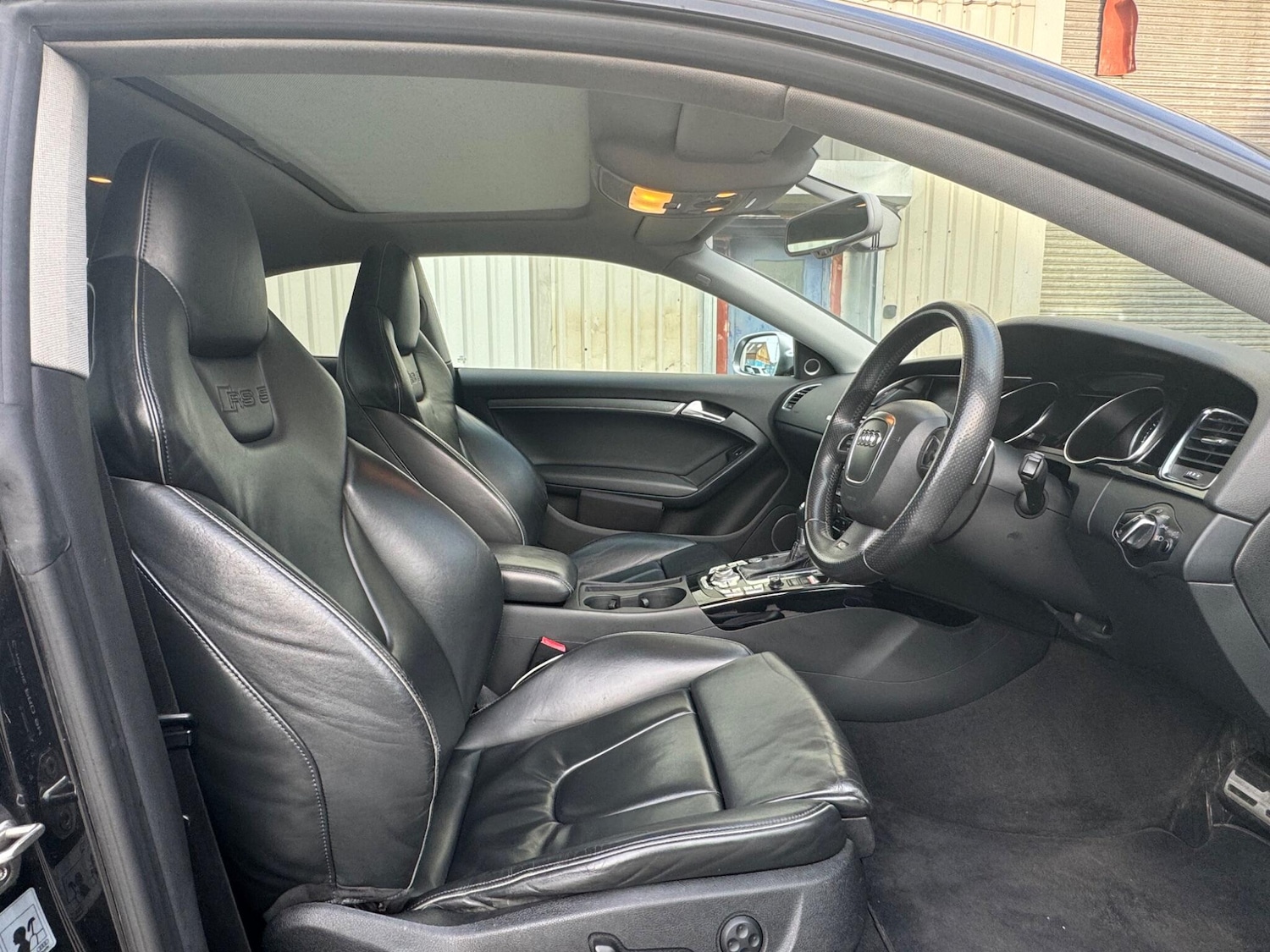 Used Audi RS5 2011 for sale - 76965119: Photo 25