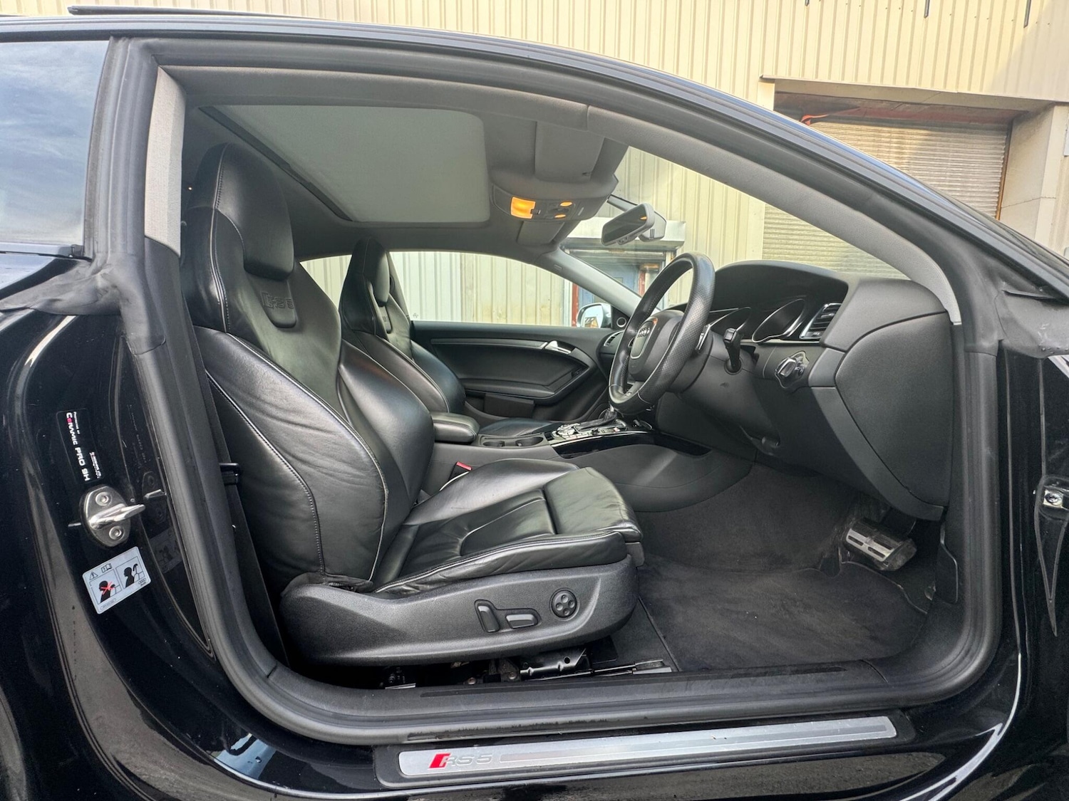 Used Audi RS5 2011 for sale - 76965119: Photo 26