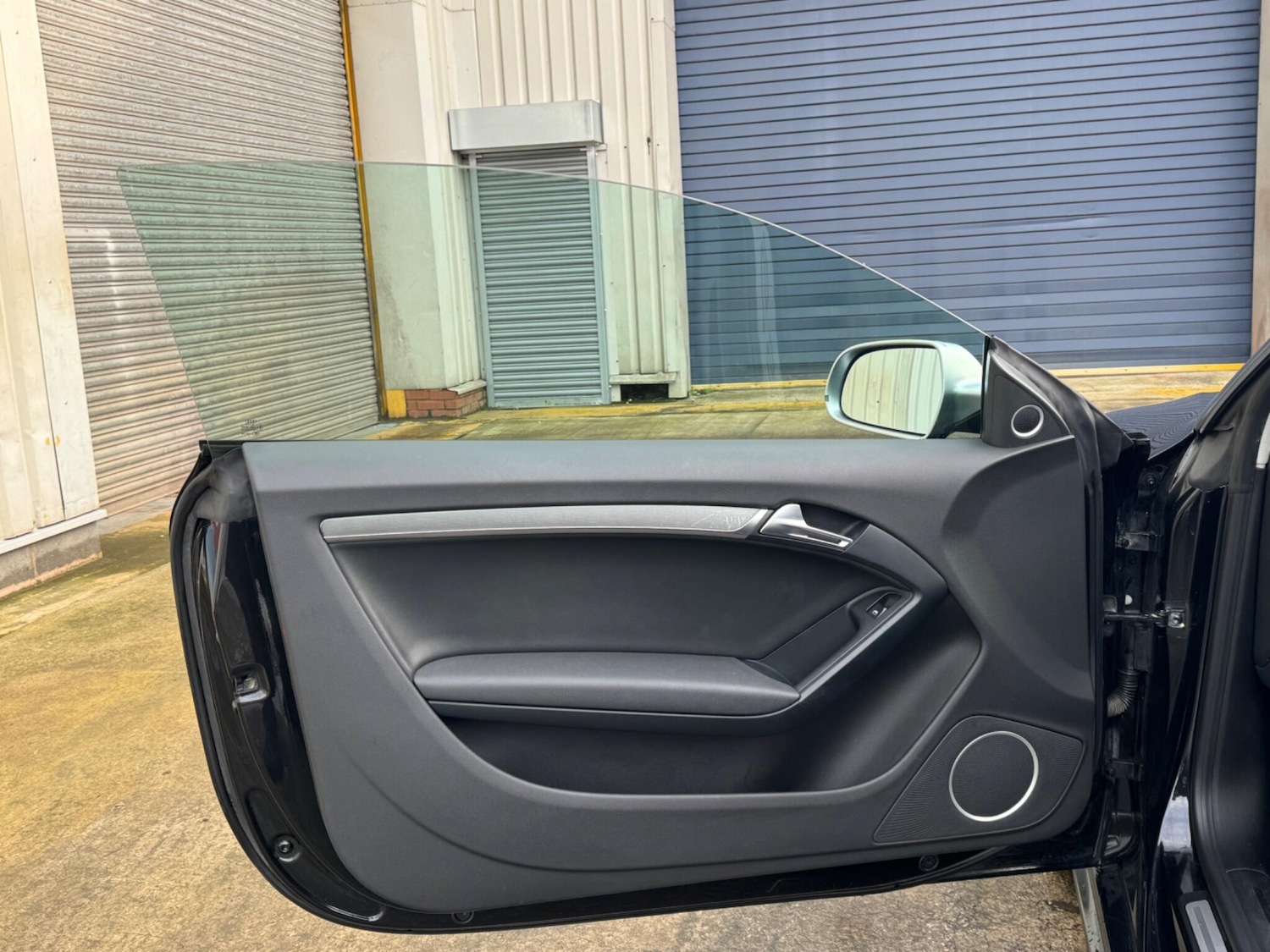 Used Audi RS5 2011 for sale - 76965119: Photo 32