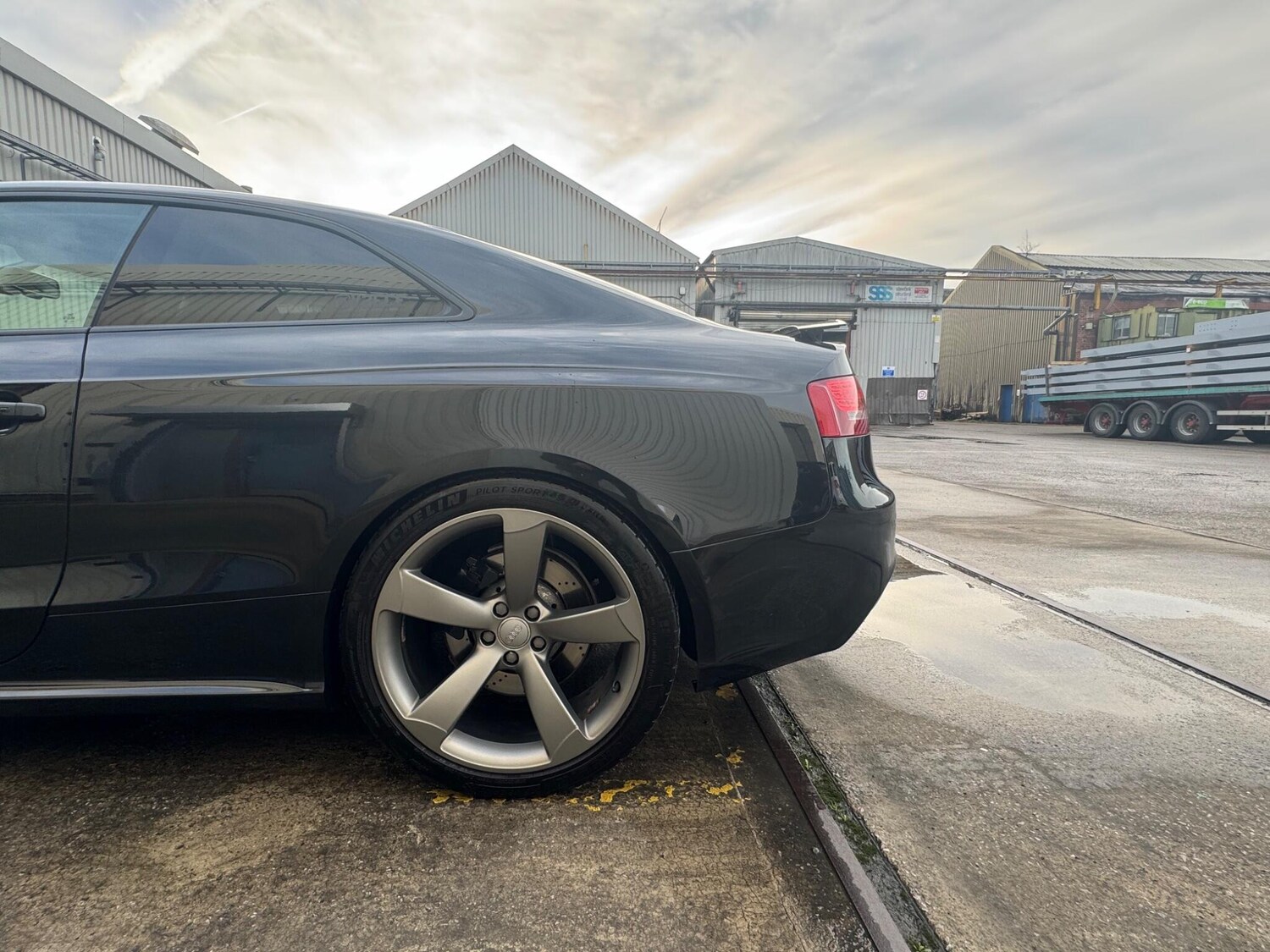 Used Audi RS5 2011 for sale - 76965119: Photo 38