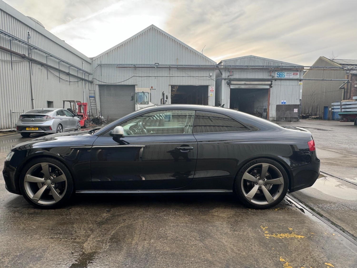 Used Audi RS5 2011 for sale - 76965119: Photo 7