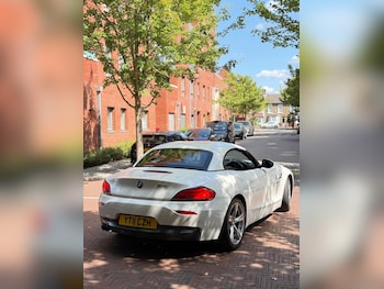 Used BMW Z4 2011 for sale - 76645639: Photo