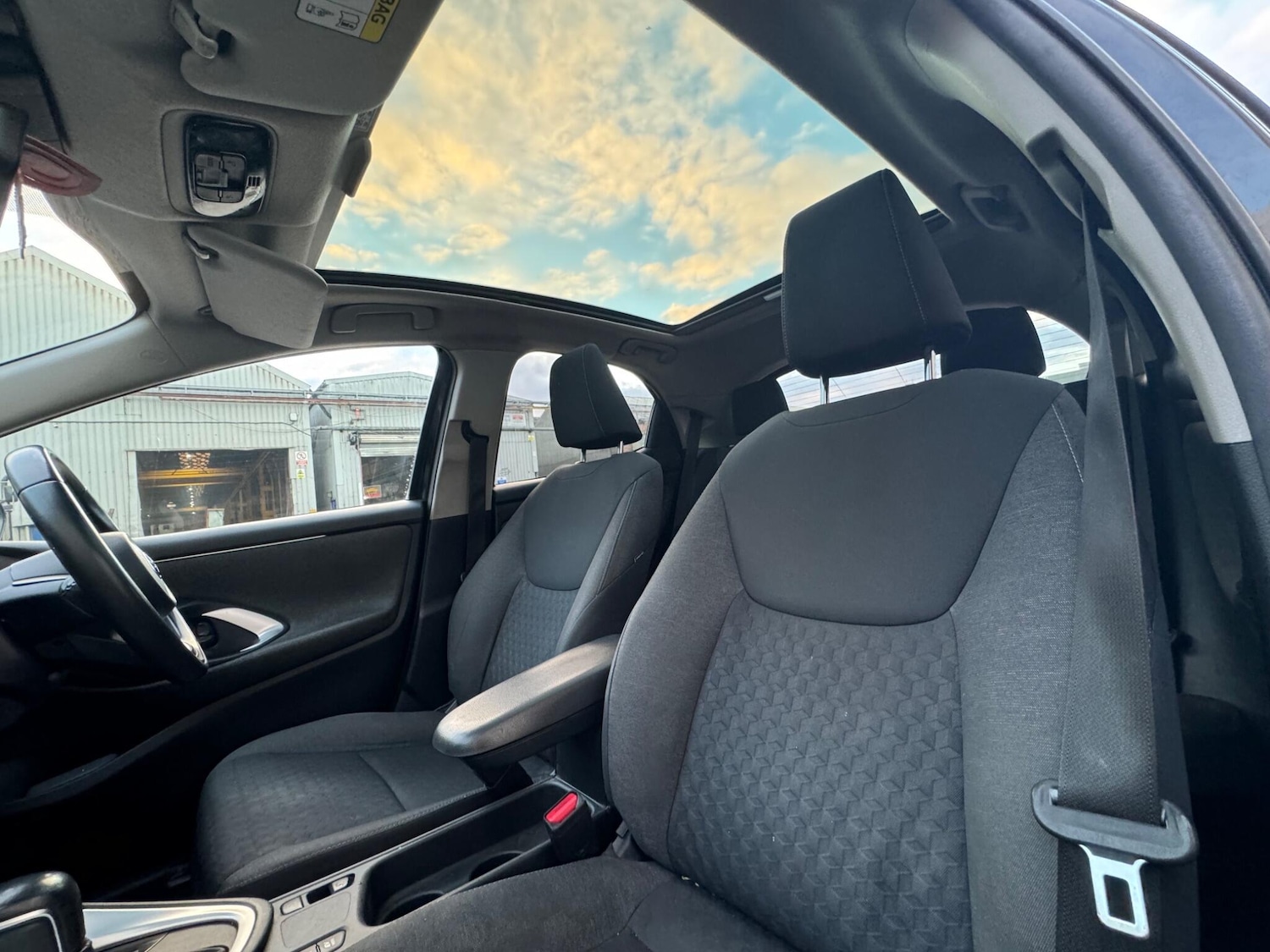 Used Toyota Yaris 2020 for sale - 76801058: Photo 47