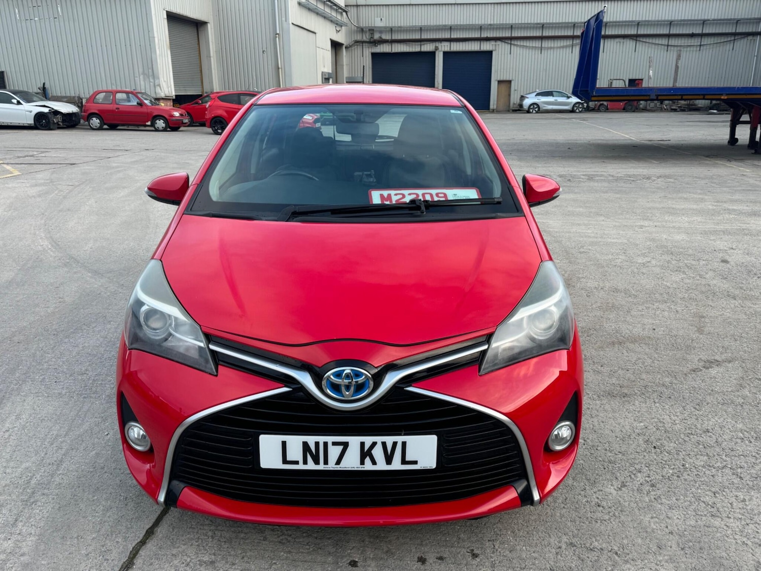 Used Toyota Yaris 2017 for sale - 77074670: Photo 12