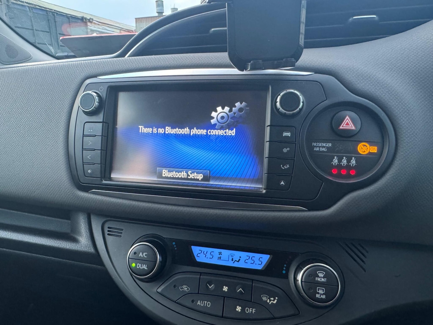 Used Toyota Yaris 2017 for sale - 77074670: Photo 34