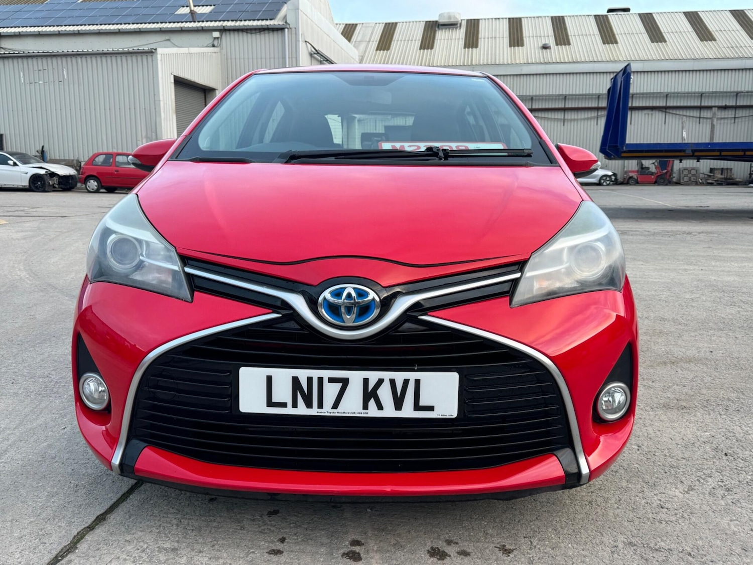 Used Toyota Yaris 2017 for sale - 77074670: Photo 41