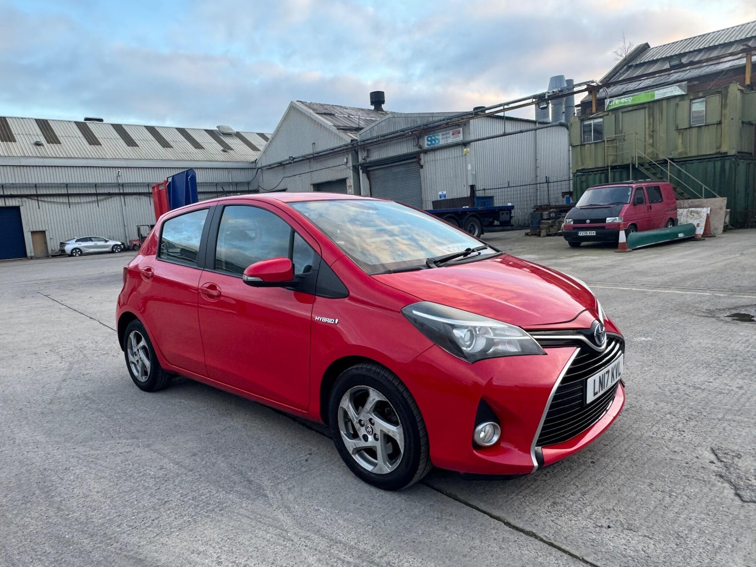 Used Toyota Yaris 2017 for sale - 77074670: Photo 5