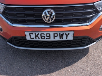 Used Volkswagen T-Roc 2019 for sale - 79319918: Photo