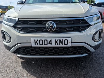 Used Volkswagen T-Roc 2022 for sale - 79146179: Photo