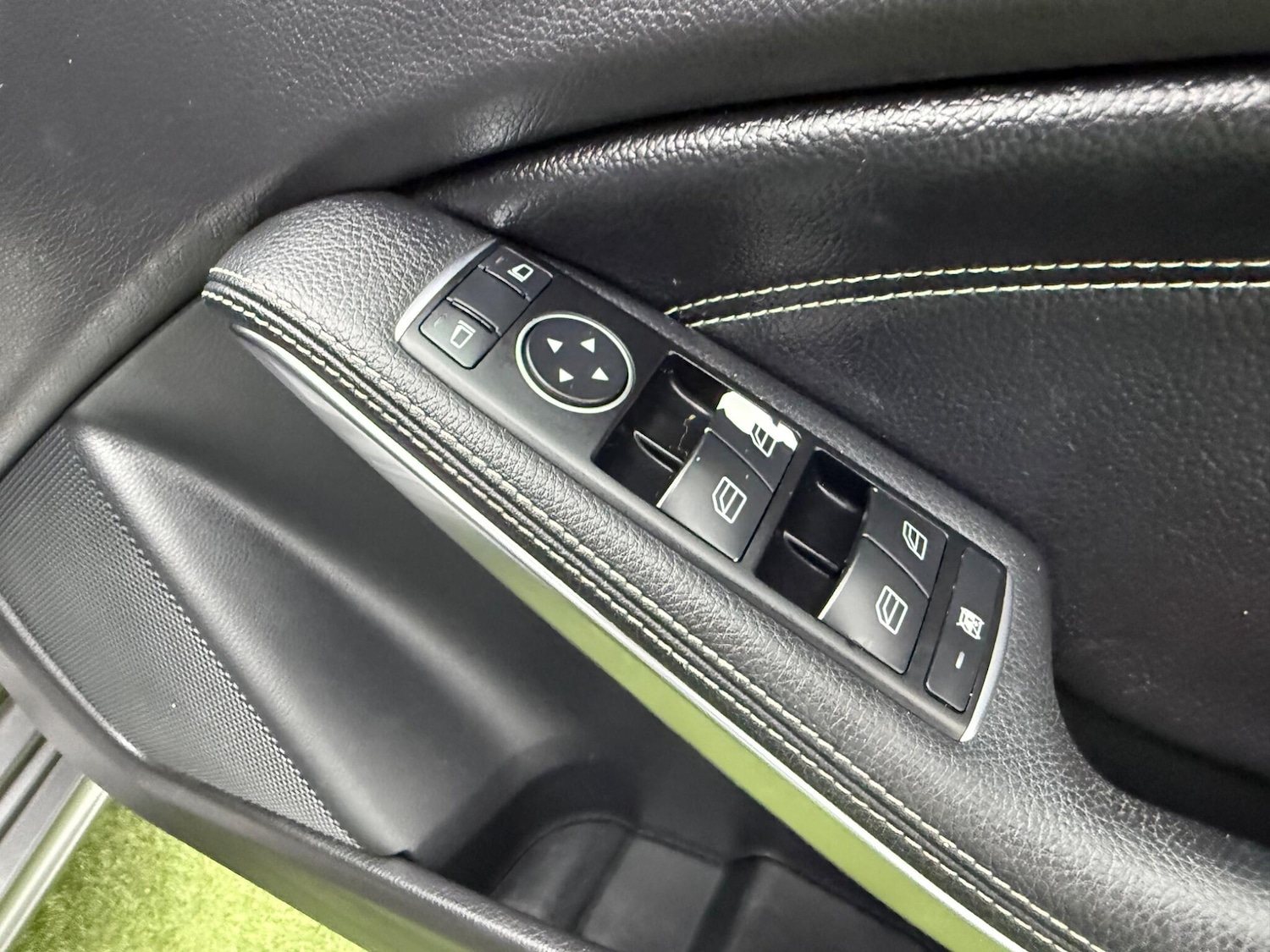 Used Mercedes-Benz A-Class 2015 for sale - 78184953: Photo 42