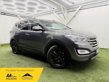 Used Hyundai Santa Fe 2015 for sale - 77783913: Photo