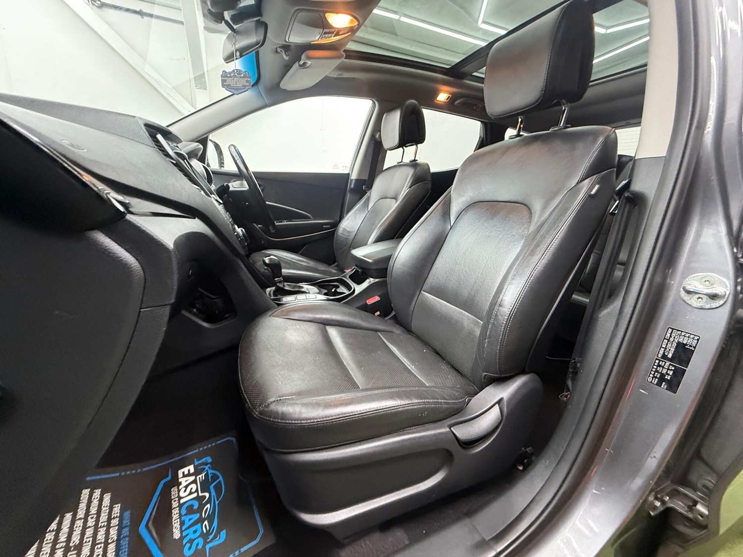 Used Hyundai Santa Fe 2015 for sale - 77783913: Photo 31