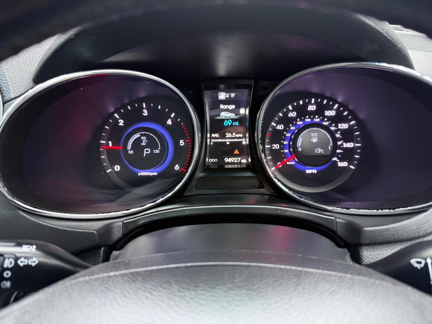 Used Hyundai Santa Fe 2015 for sale - 77783913: Photo 38