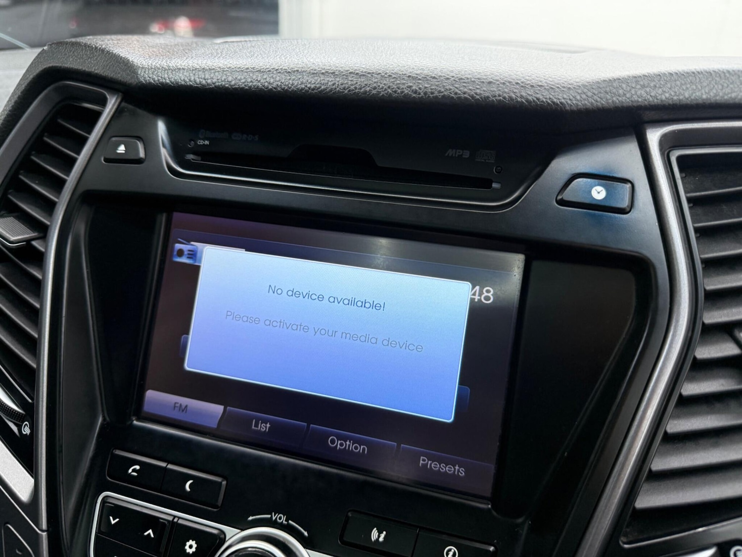 Used Hyundai Santa Fe 2015 for sale - 77783913: Photo 50