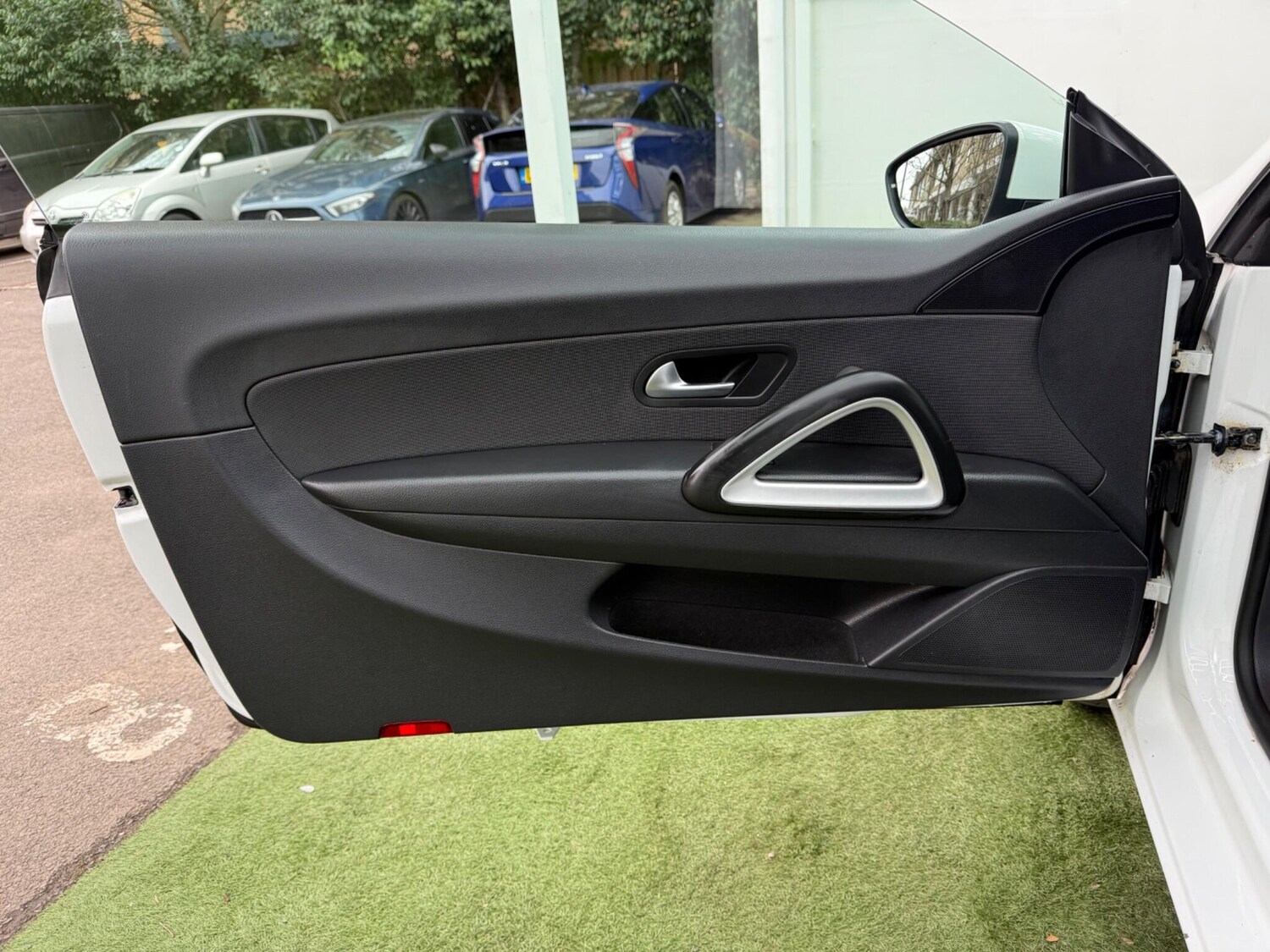 Used Volkswagen Scirocco for sale - 77613049: Photo 24