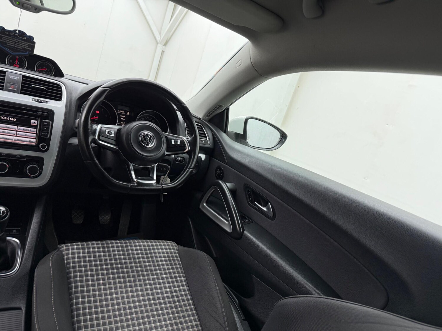 Used Volkswagen Scirocco for sale - 77613049: Photo 36