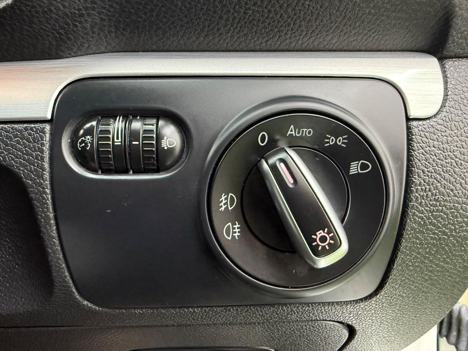 Used Volkswagen Scirocco for sale - 77613049: Photo 39