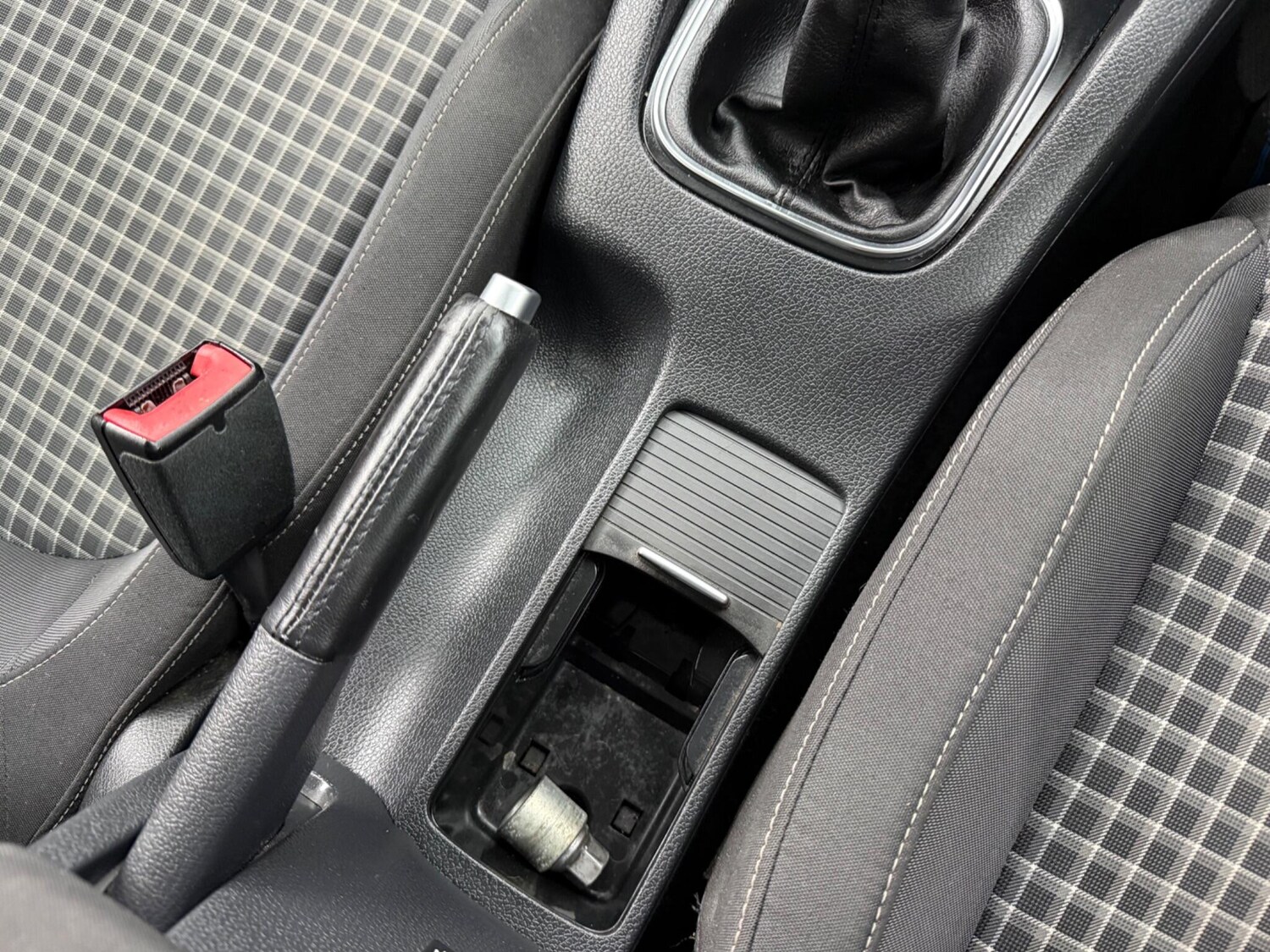 Used Volkswagen Scirocco for sale - 77613049: Photo 50