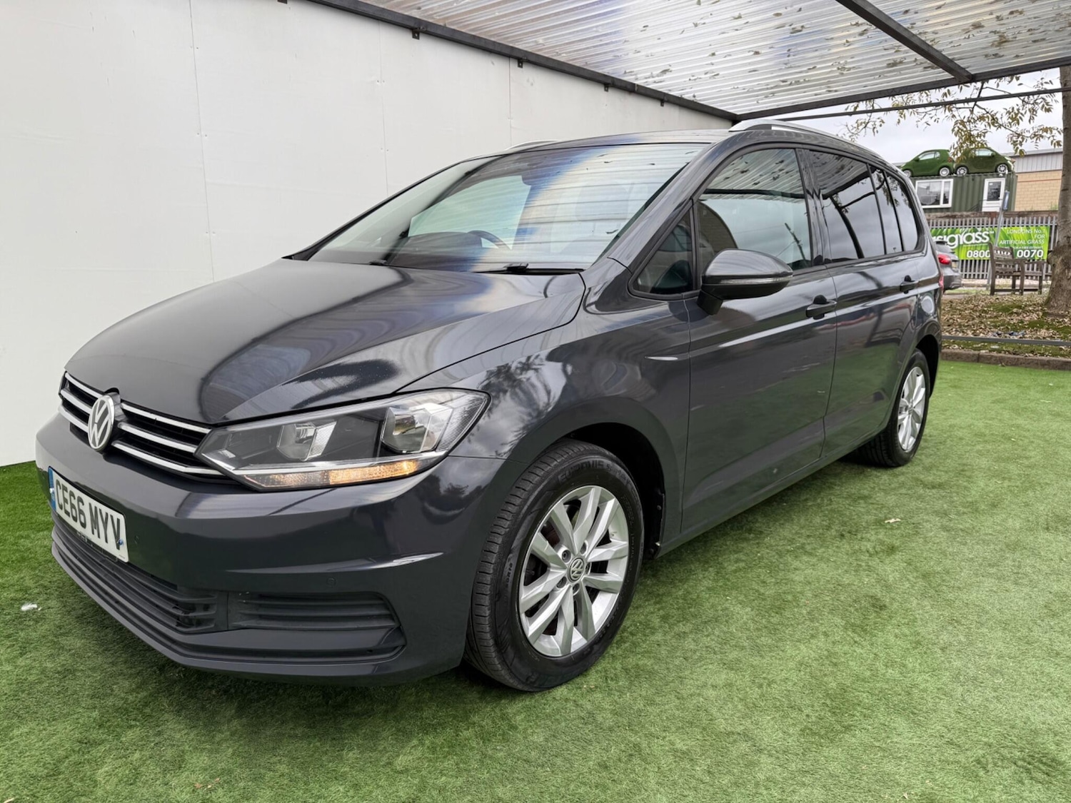 Used Volkswagen Touran 2016 for sale - 76201168: Photo 11