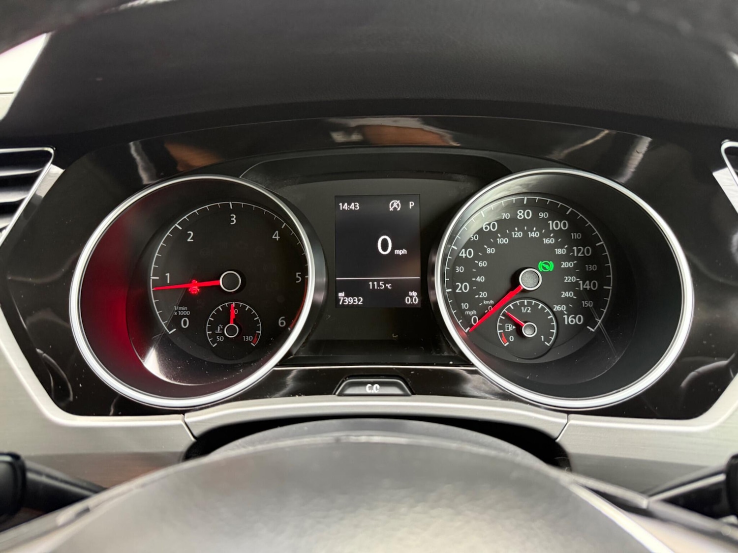 Used Volkswagen Touran 2016 for sale - 76201168: Photo 37