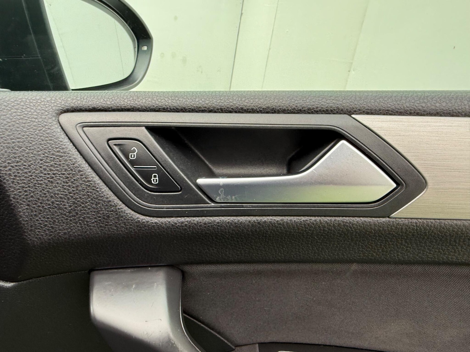 Used Volkswagen Touran 2016 for sale - 76201168: Photo 45