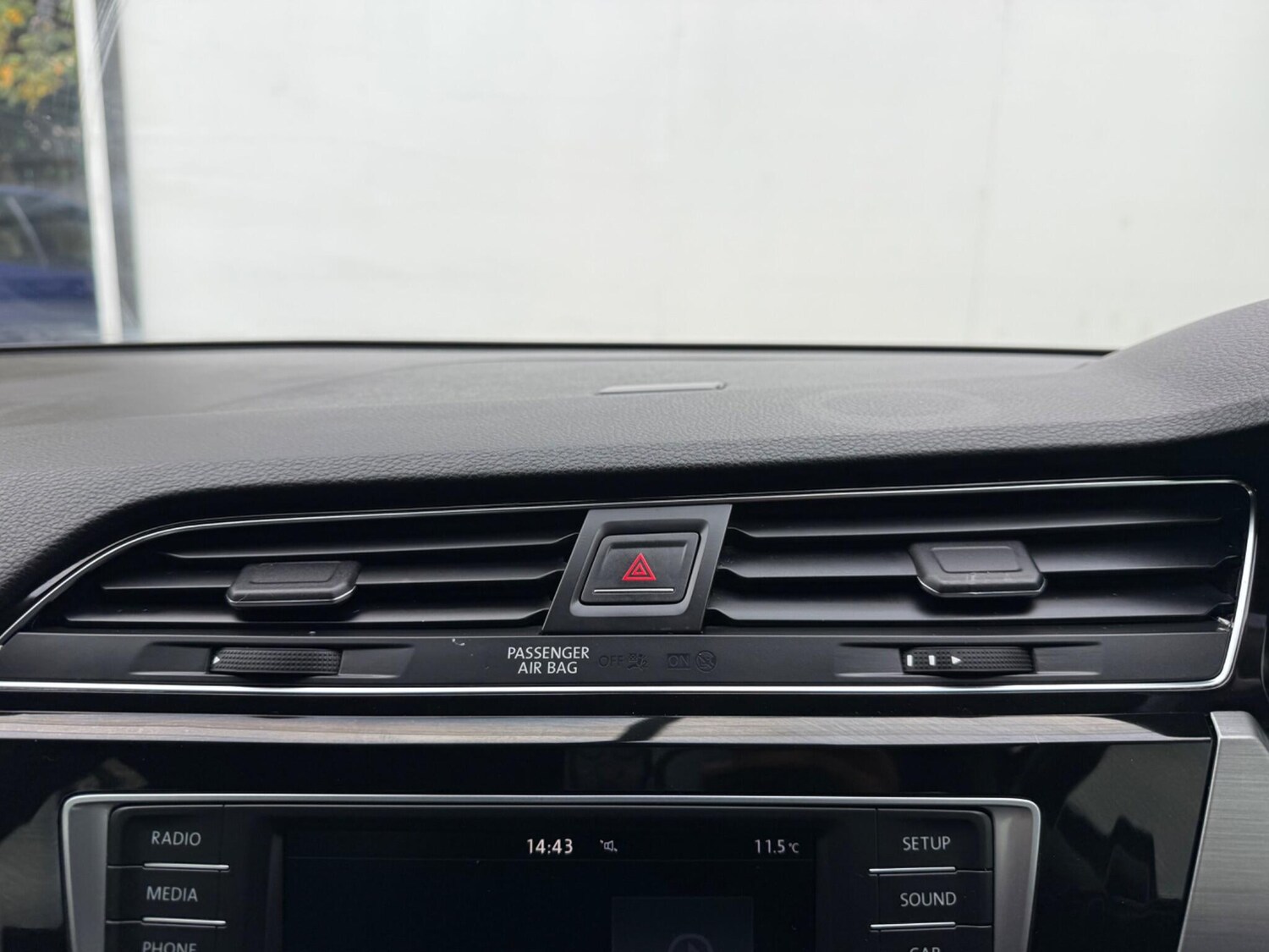 Used Volkswagen Touran 2016 for sale - 76201168: Photo 46