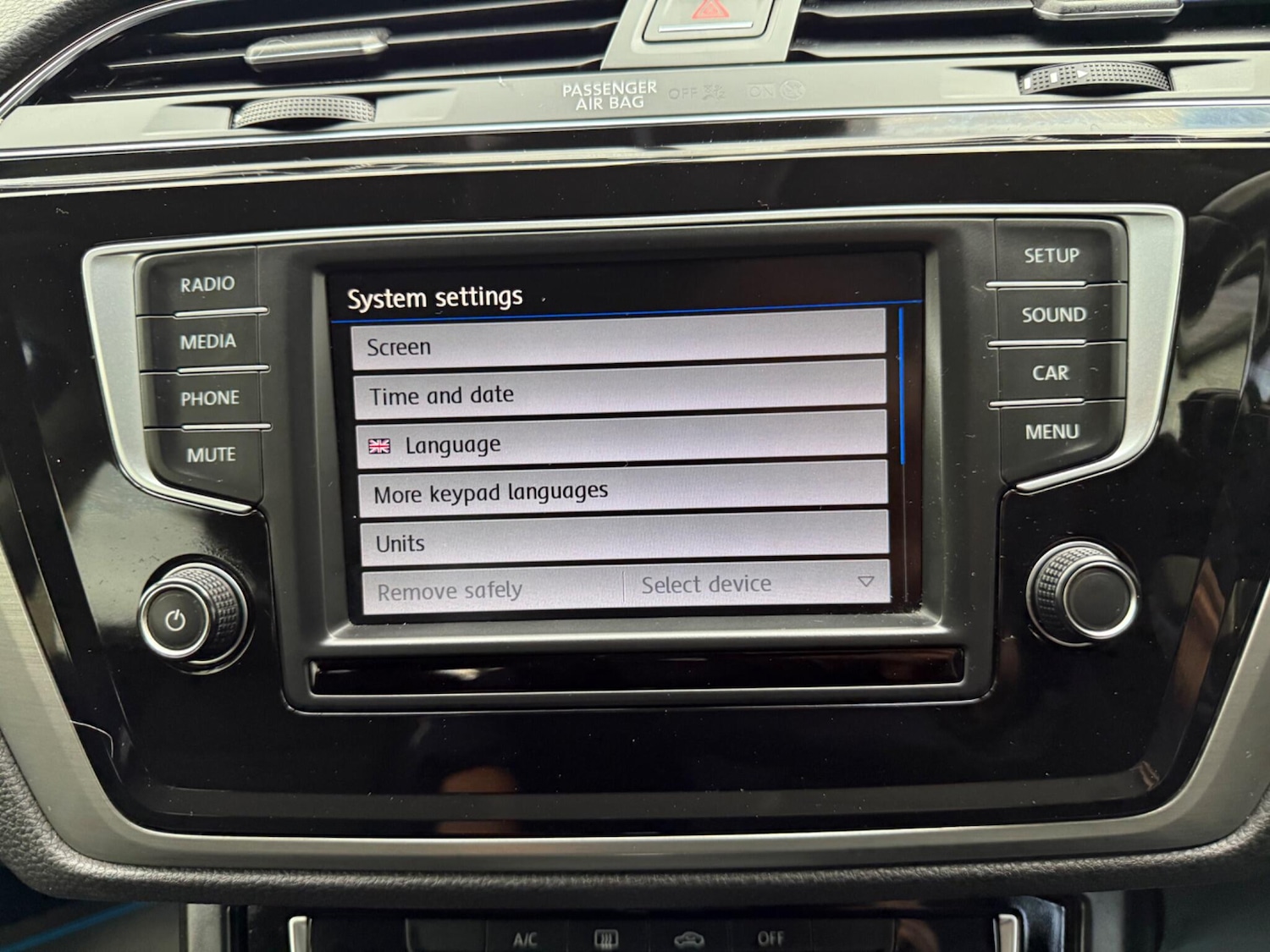 Used Volkswagen Touran 2016 for sale - 76201168: Photo 50