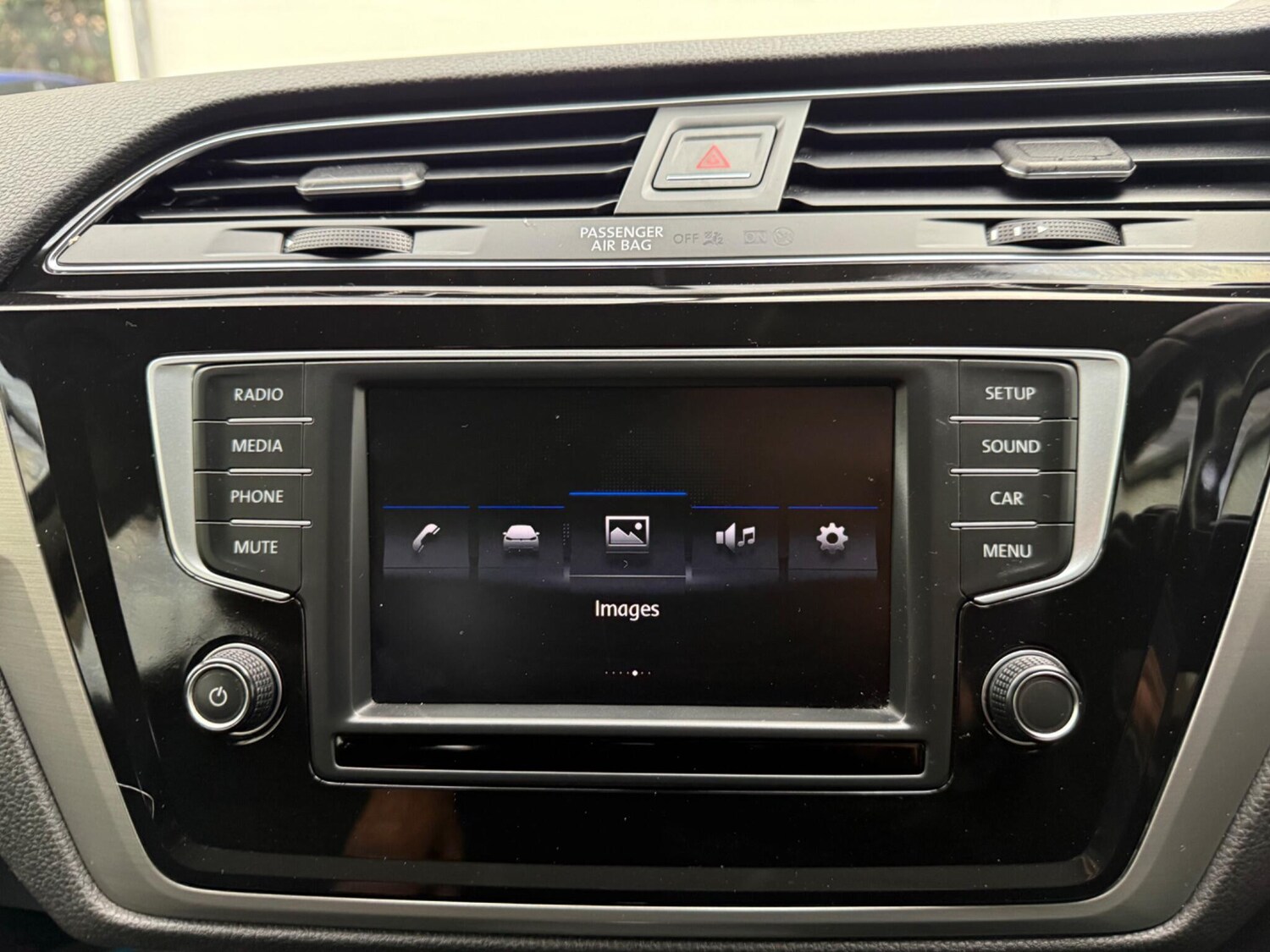 Used Volkswagen Touran 2016 for sale - 76201168: Photo 52