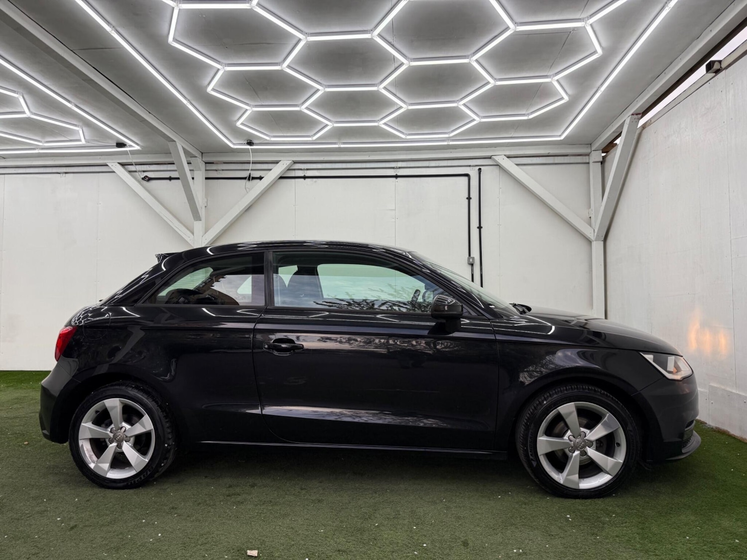 Used Audi A1 2016 for sale - 78203726: Photo 5