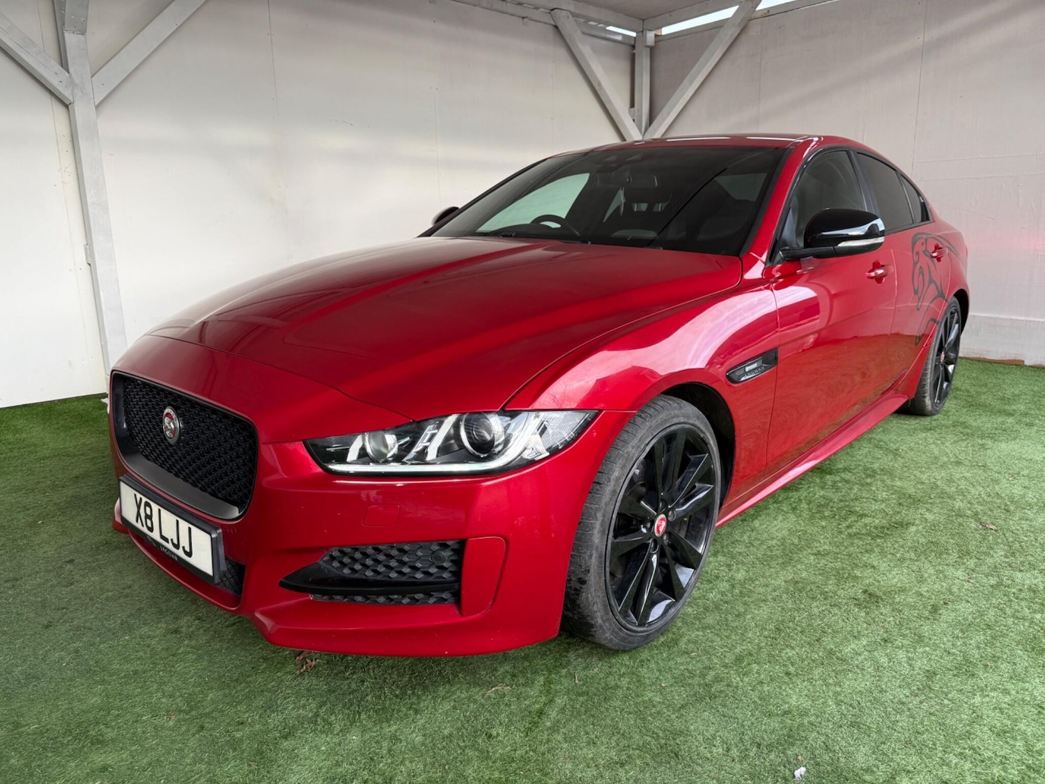 Used Jaguar XE 2016 for sale - 76688885: Photo 11