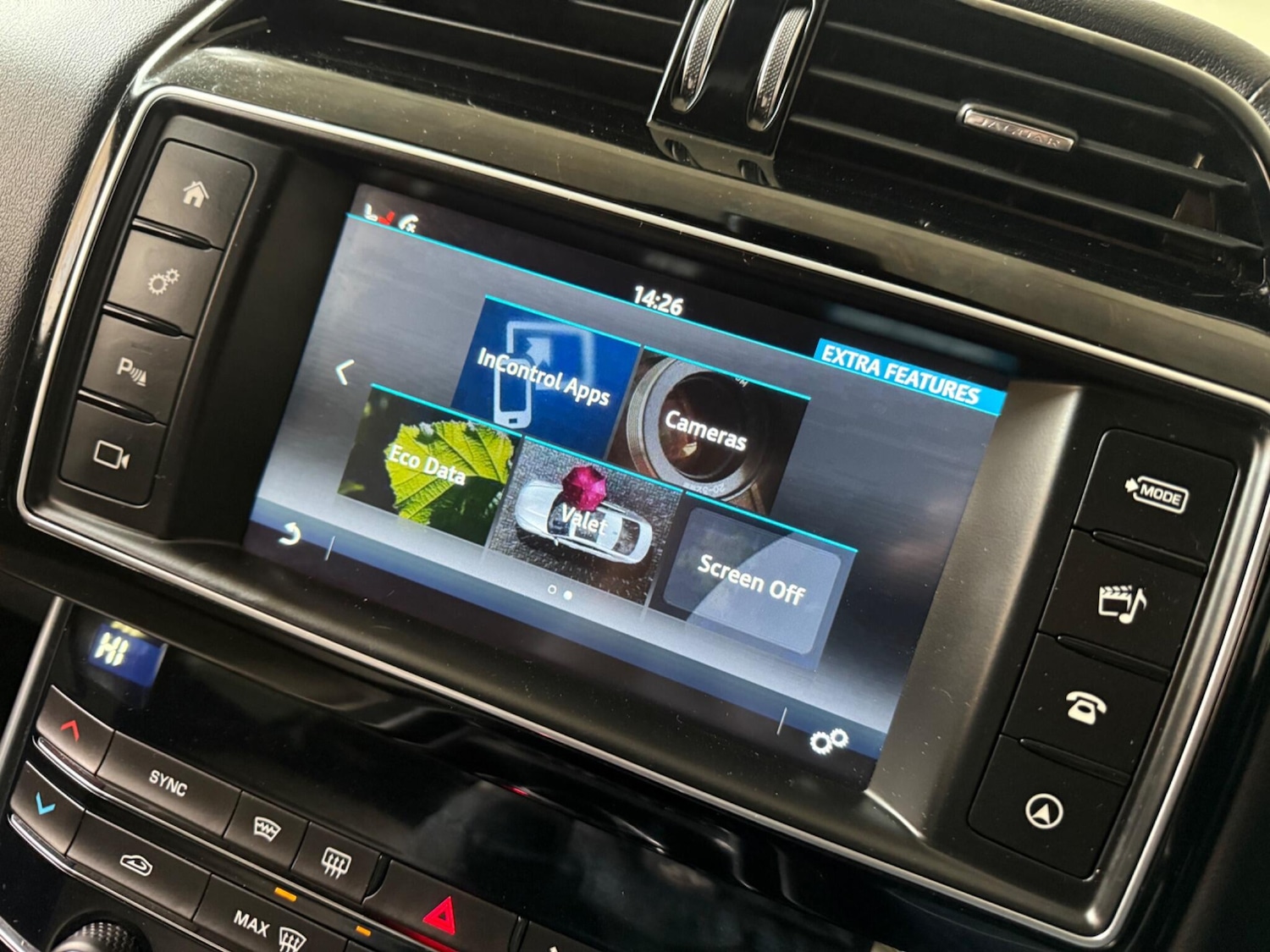 Used Jaguar XE 2016 for sale - 76688885: Photo 50