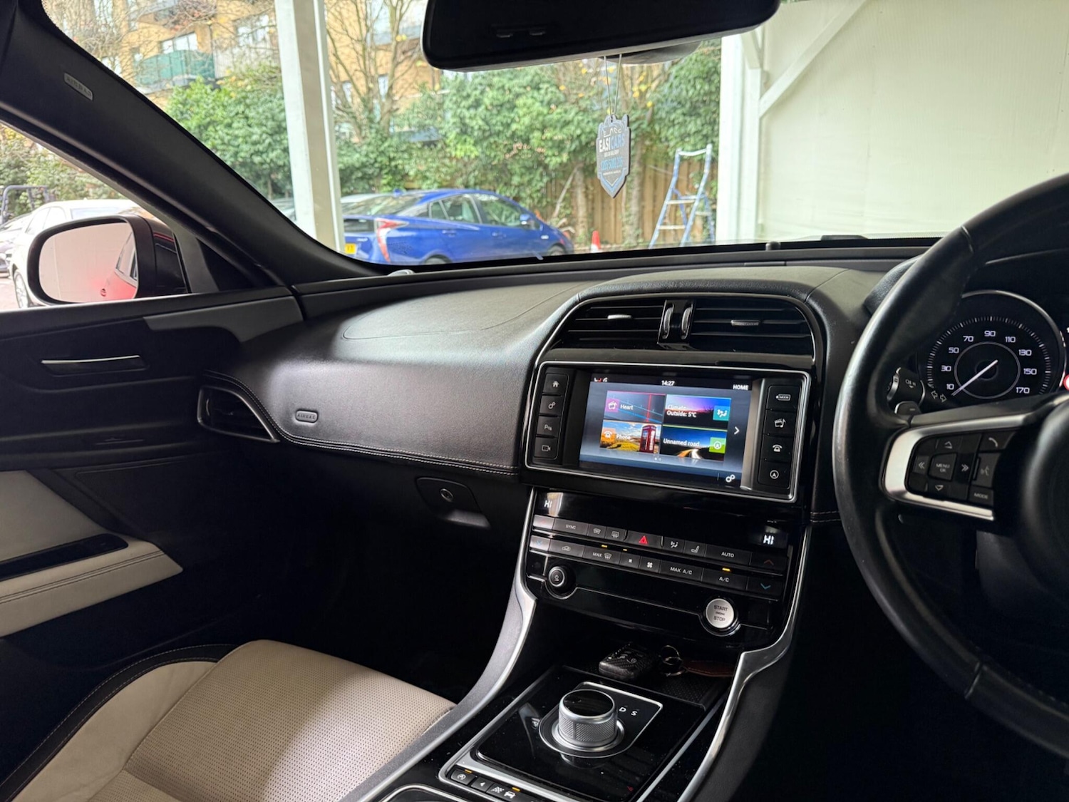 Used Jaguar XE 2016 for sale - 76688885: Photo 56