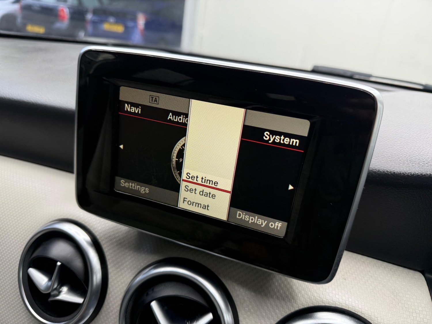 Used Mercedes-Benz A-Class 2014 for sale - 77550501: Photo 48