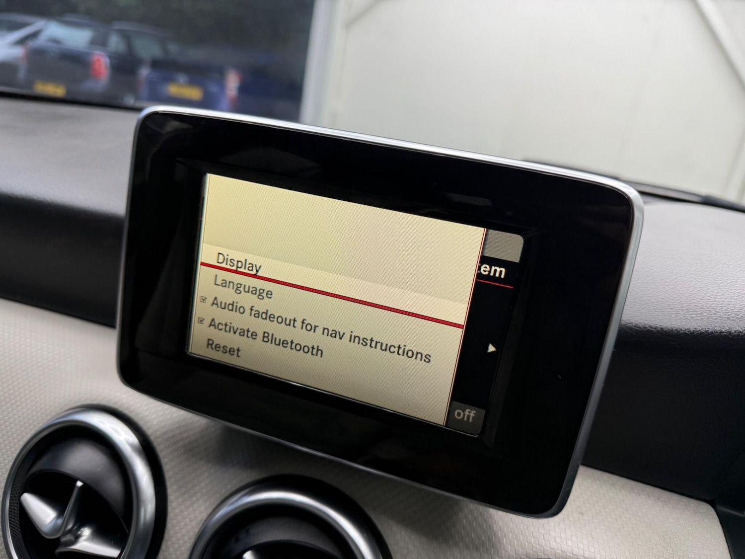 Used Mercedes-Benz A-Class 2014 for sale - 77550501: Photo 51