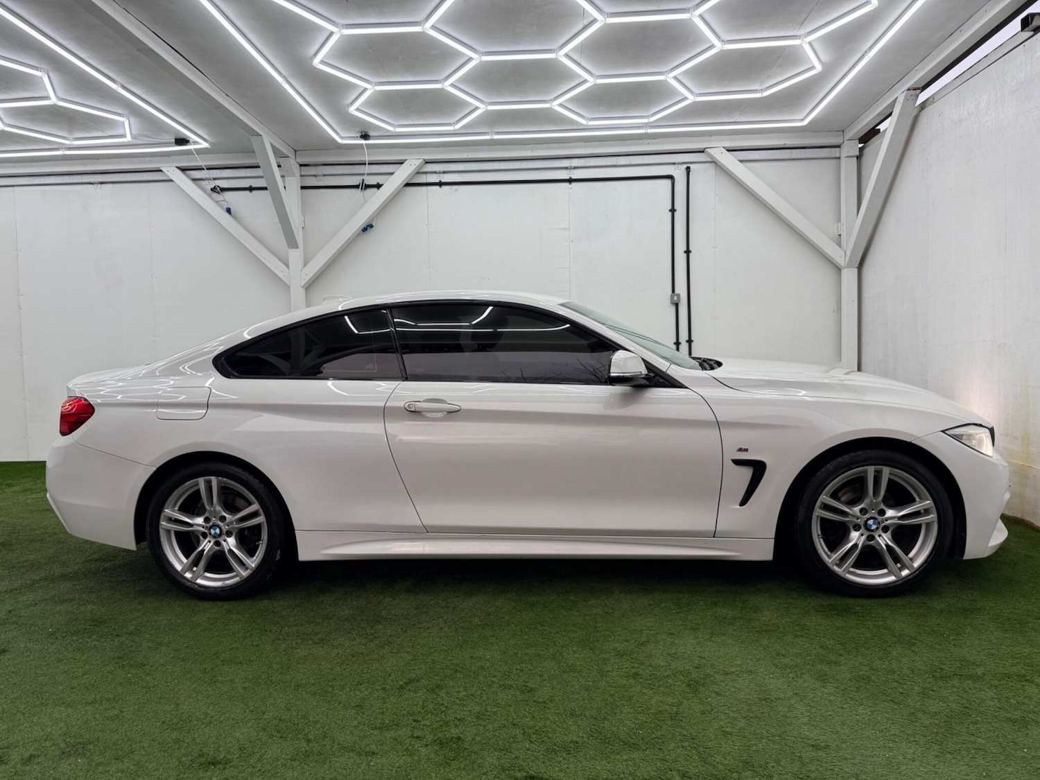 Used BMW 4 Series 2015 for sale - 77254971: Photo 5