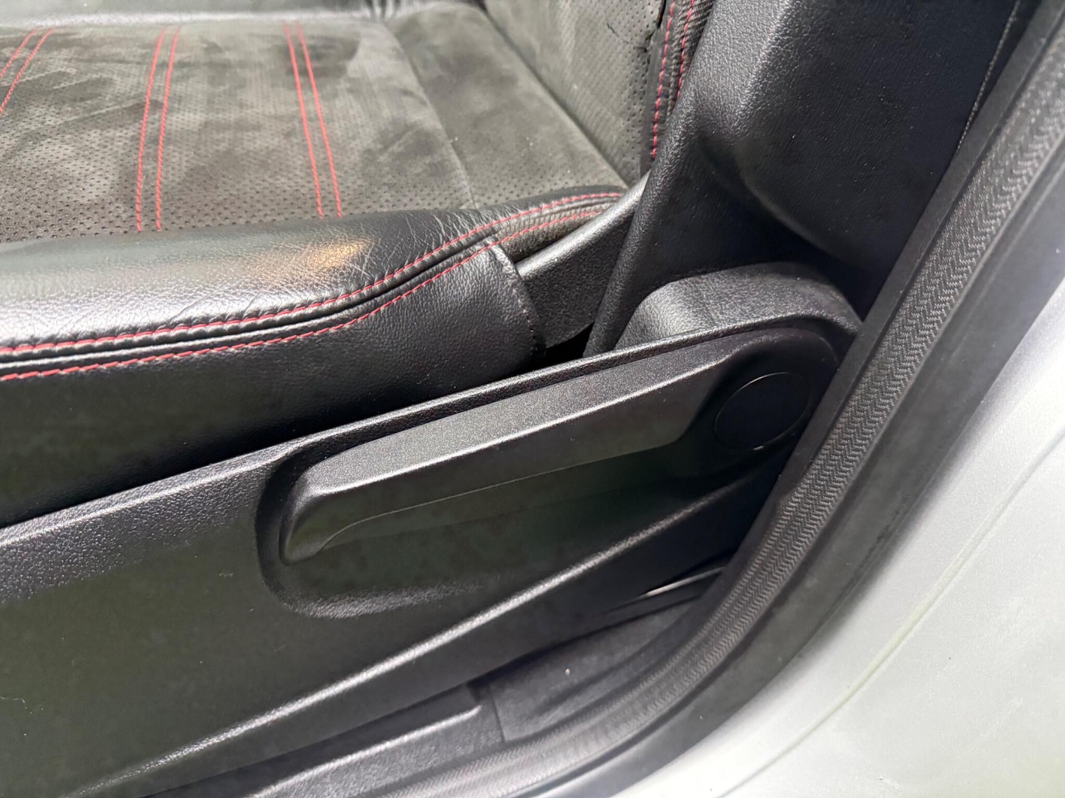 Used Ford S-Max 2011 for sale - 77538570: Photo 26