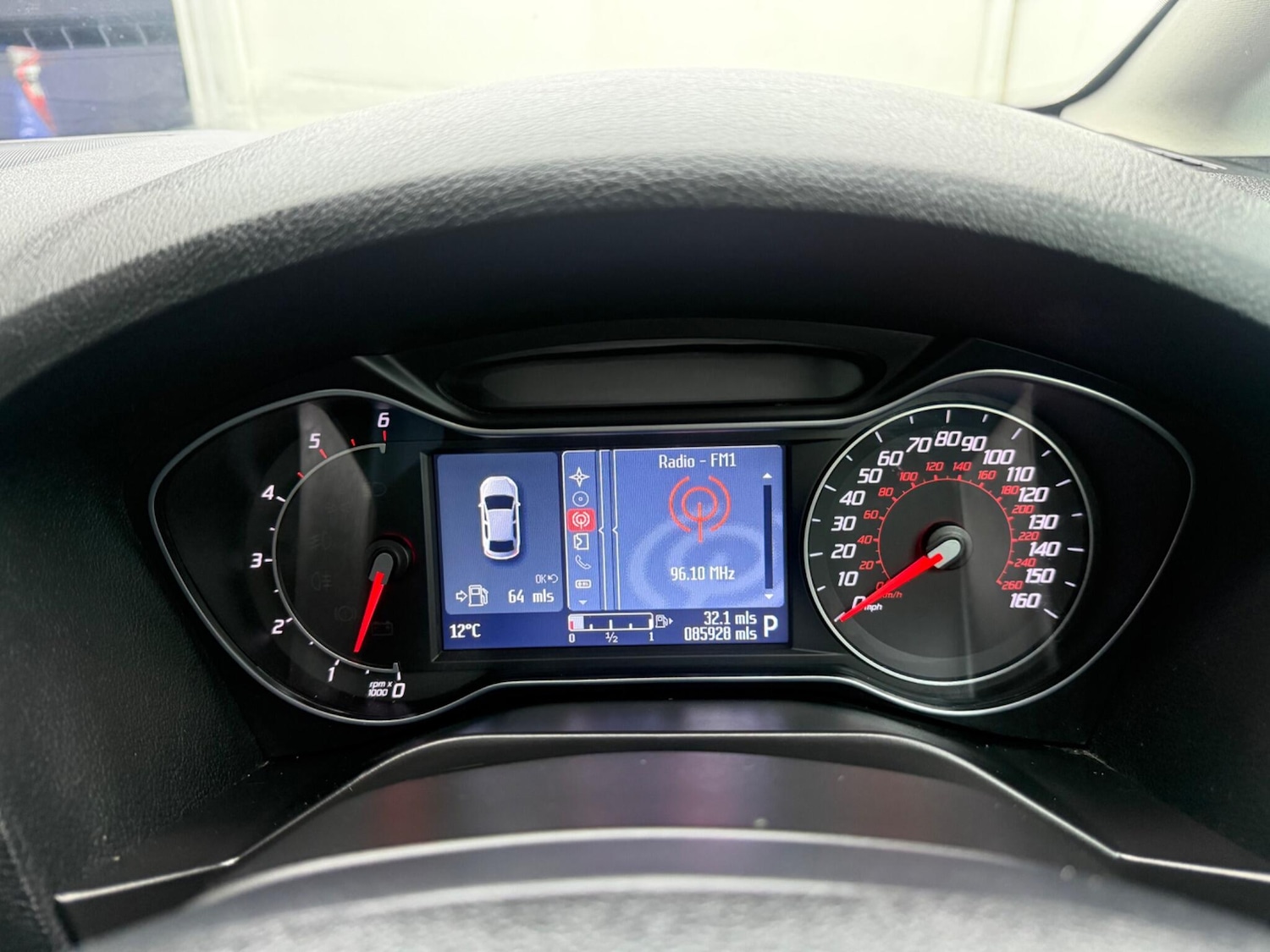 Used Ford S-Max 2011 for sale - 77538570: Photo 36