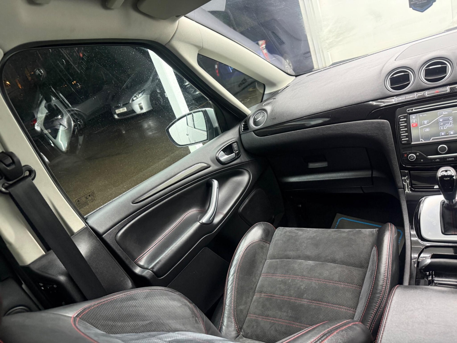 Used Ford S-Max 2011 for sale - 77538570: Photo 41