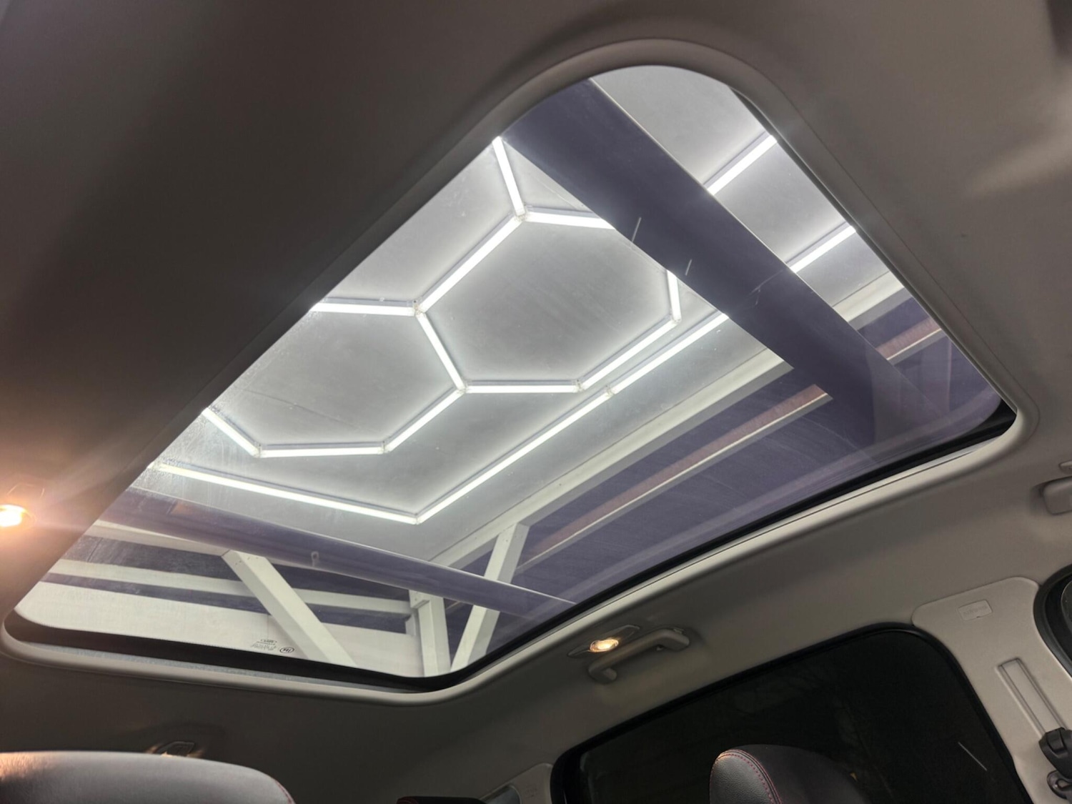 Used Ford S-Max 2011 for sale - 77538570: Photo 65