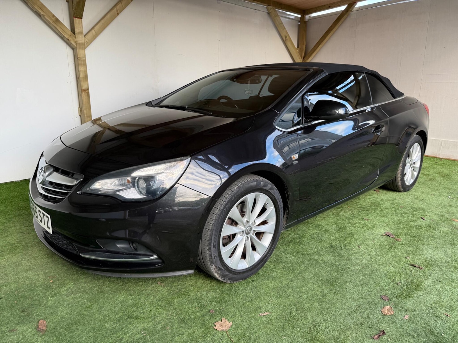 Used Vauxhall Cascada 2015 for sale - 77091358: Photo 11