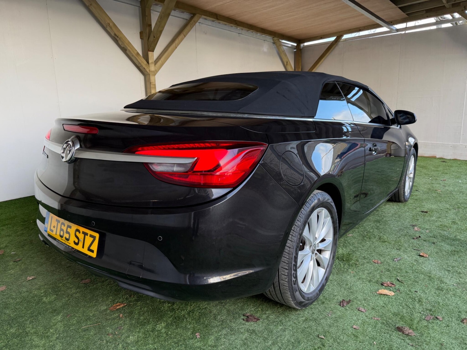Used Vauxhall Cascada 2015 for sale - 77091358: Photo 6
