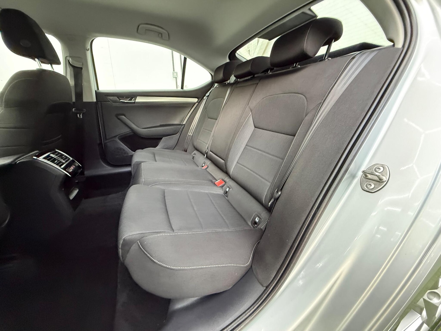 Used Skoda Superb 2017 for sale - 77753786: Photo 23