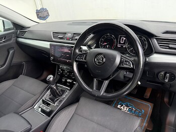 Used Skoda Superb 2017 for sale - 77753786: Photo