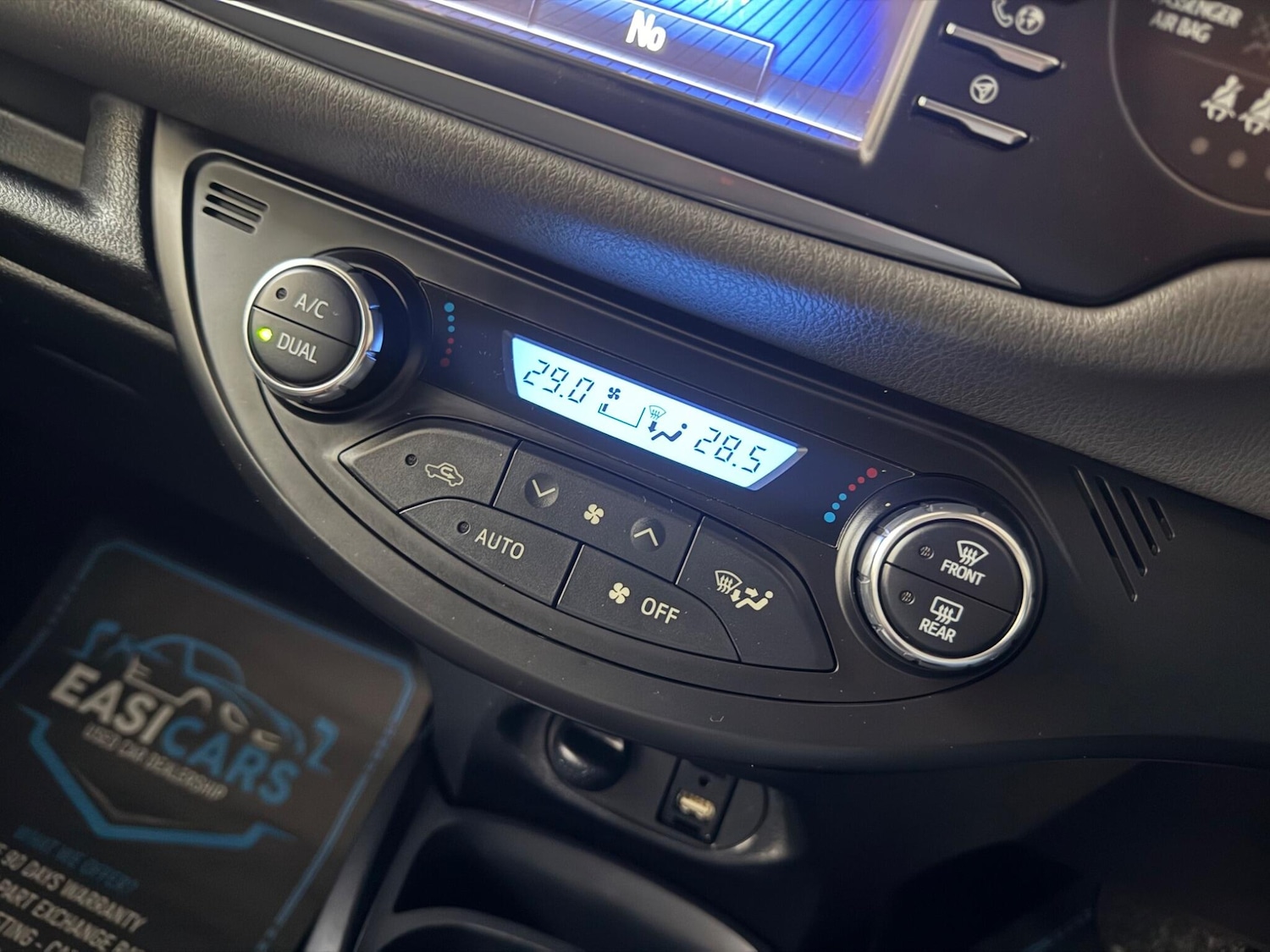 Used Toyota Yaris 2017 for sale - 76976495: Photo 51