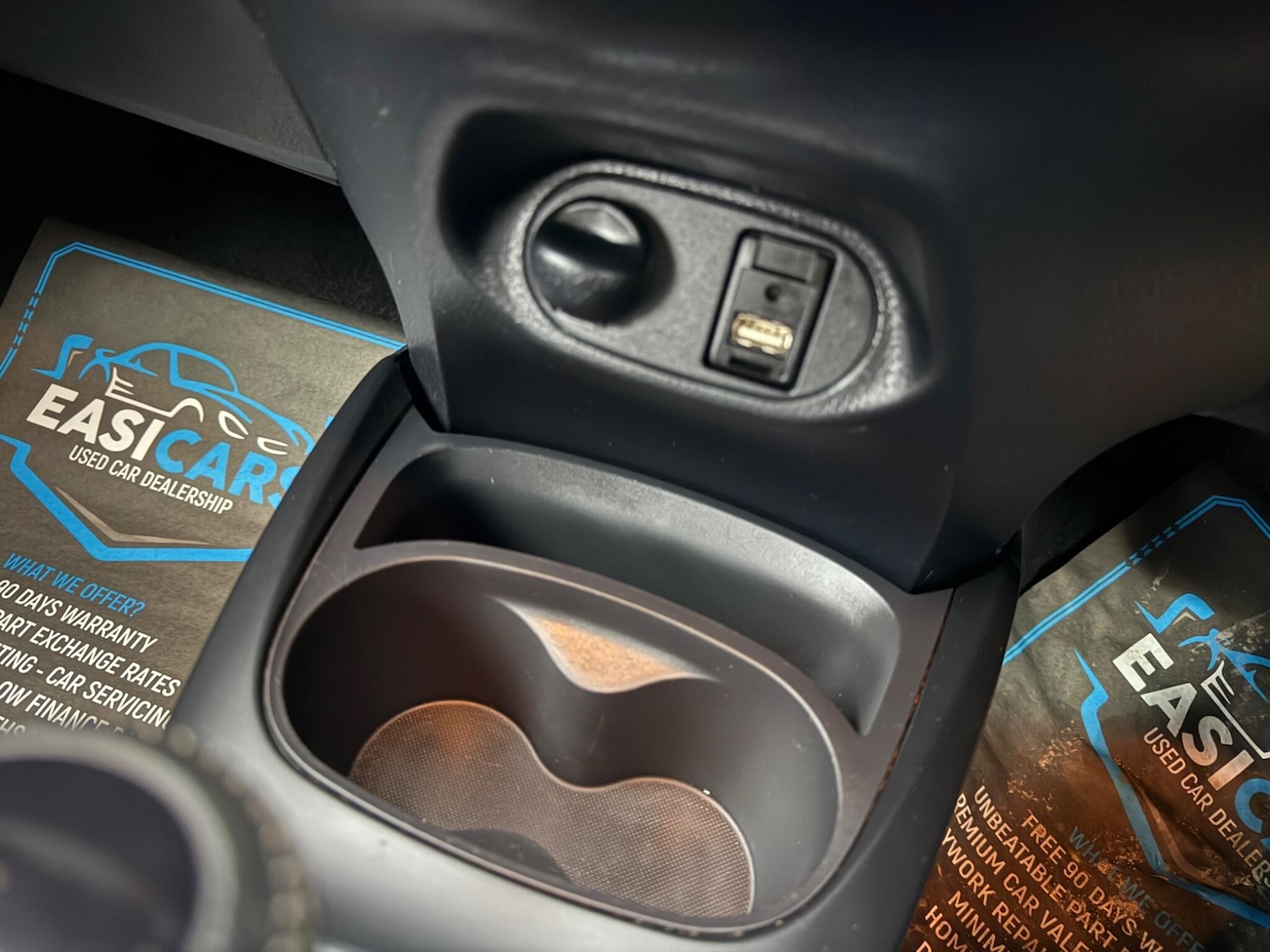 Used Toyota Yaris 2017 for sale - 76976495: Photo 52